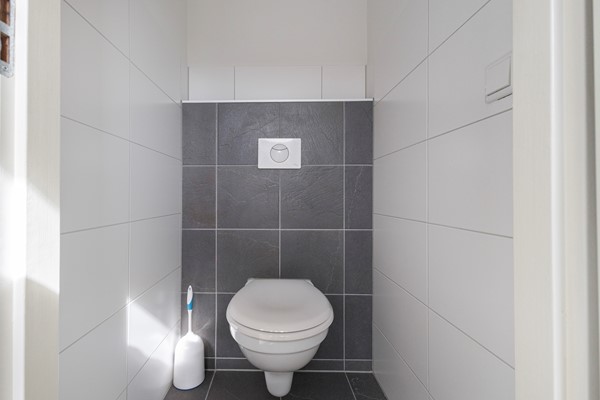 Medium property photo - Van der Duyn van Maasdamstraat 13, 1781 VC Den Helder